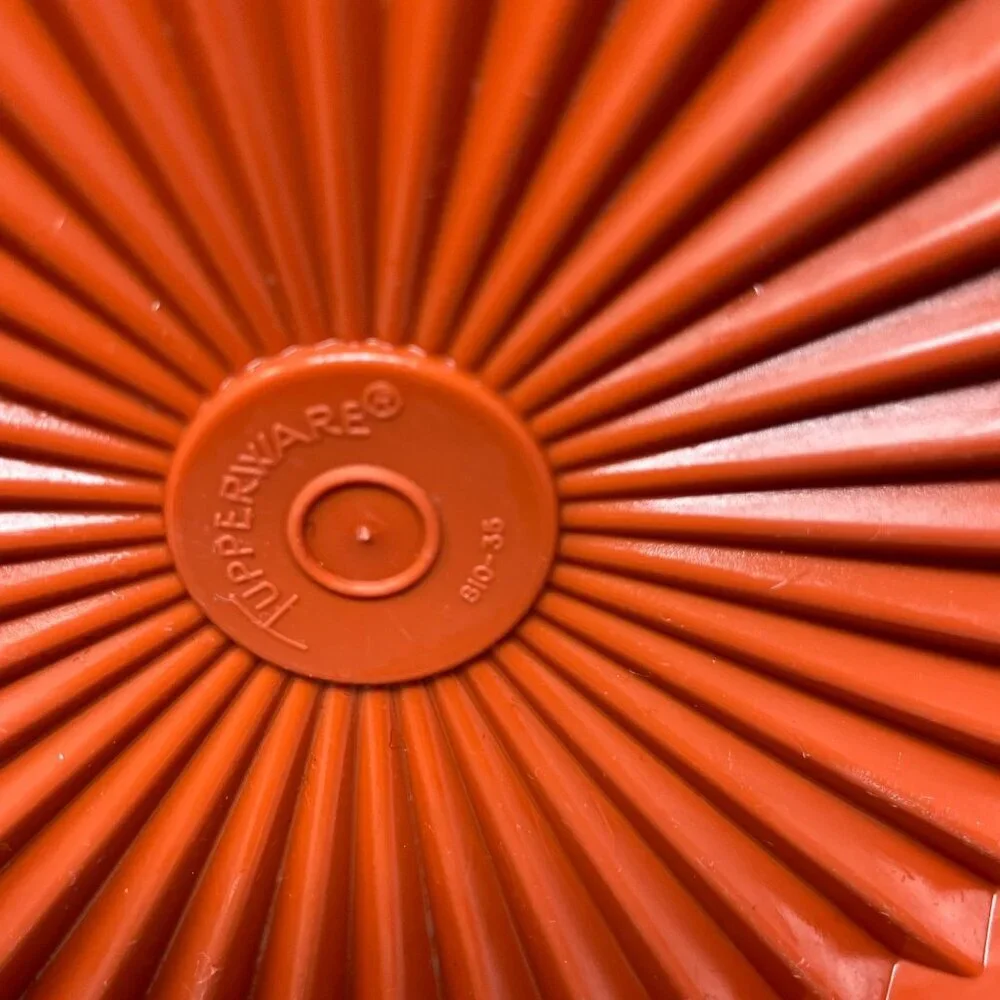 Vintage Tupperware Red Orange Storage Containers Starburst Lids Set Of 2 Nesting